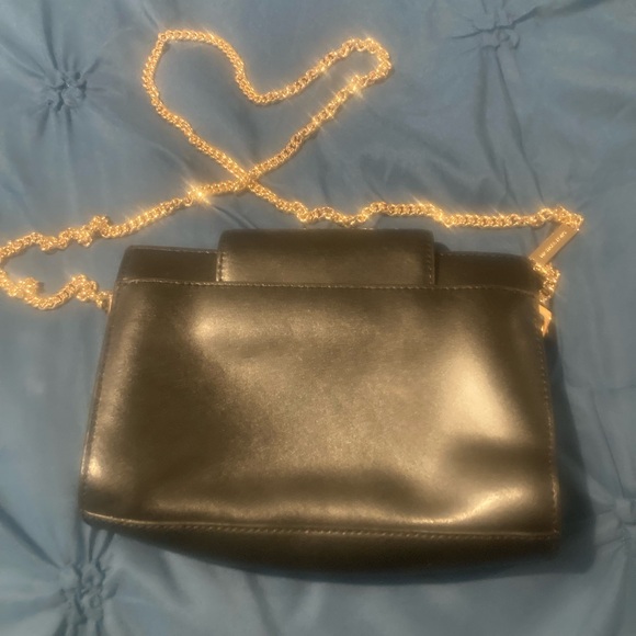 Michael Kors Handbag - Picture 2 of 7